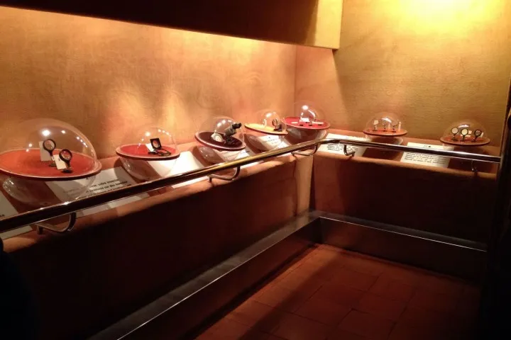 Visita el Museo de Microminiaturas cerca del Hotel Boutique Cases Noves en Guadalest